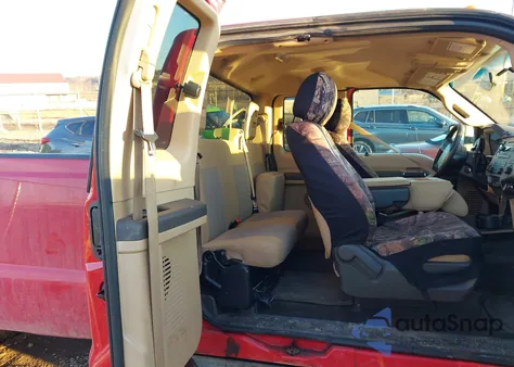 2014 Ford F-250 Xlt z USA, uszkodzony, nr VIN 1FT7X2B66EEB11413